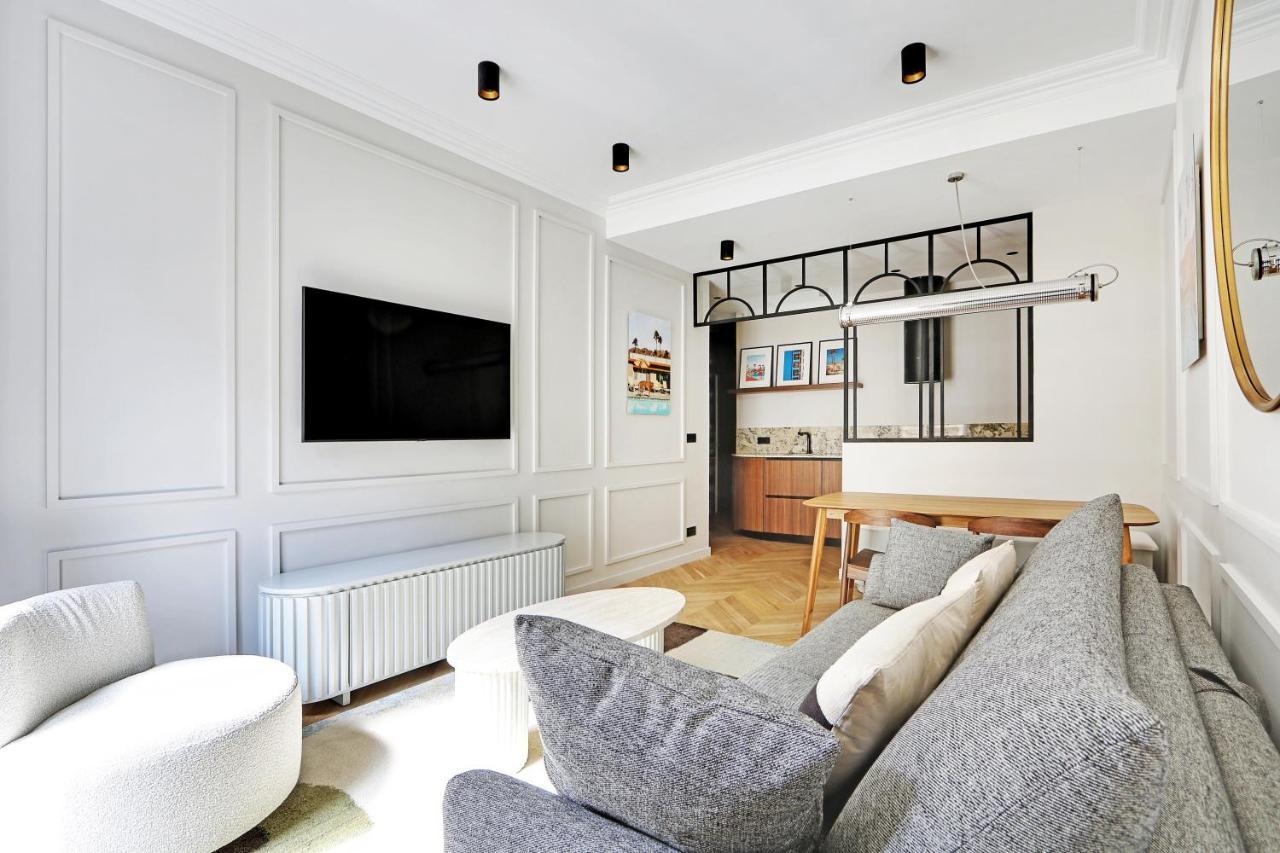 Pick A Flat'S Apartment In Triangle D'Or - Pierre 1Er De Serbie Paris Ngoại thất bức ảnh